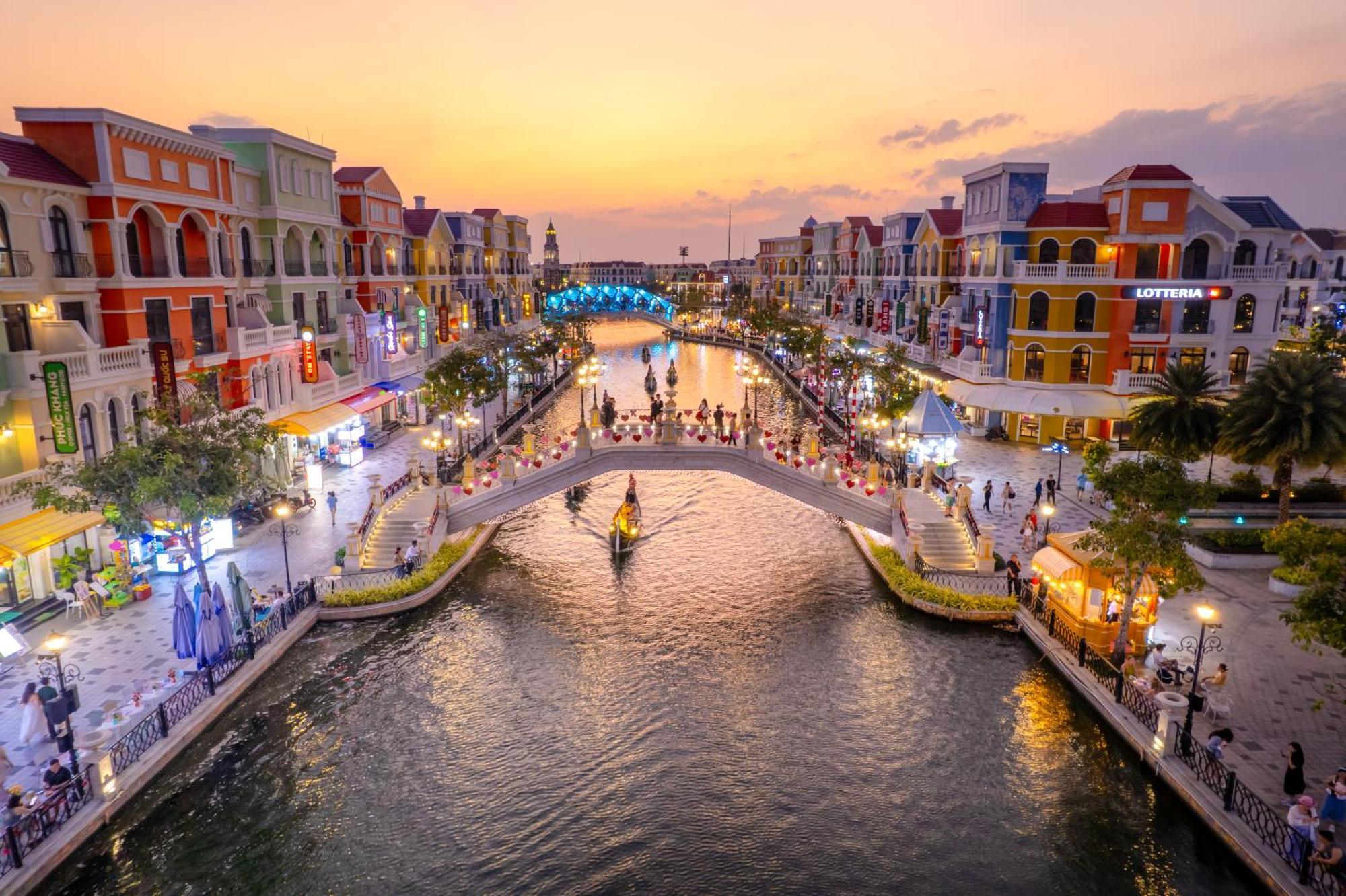 Vinholidays Fiesta 4* Phú Quốc