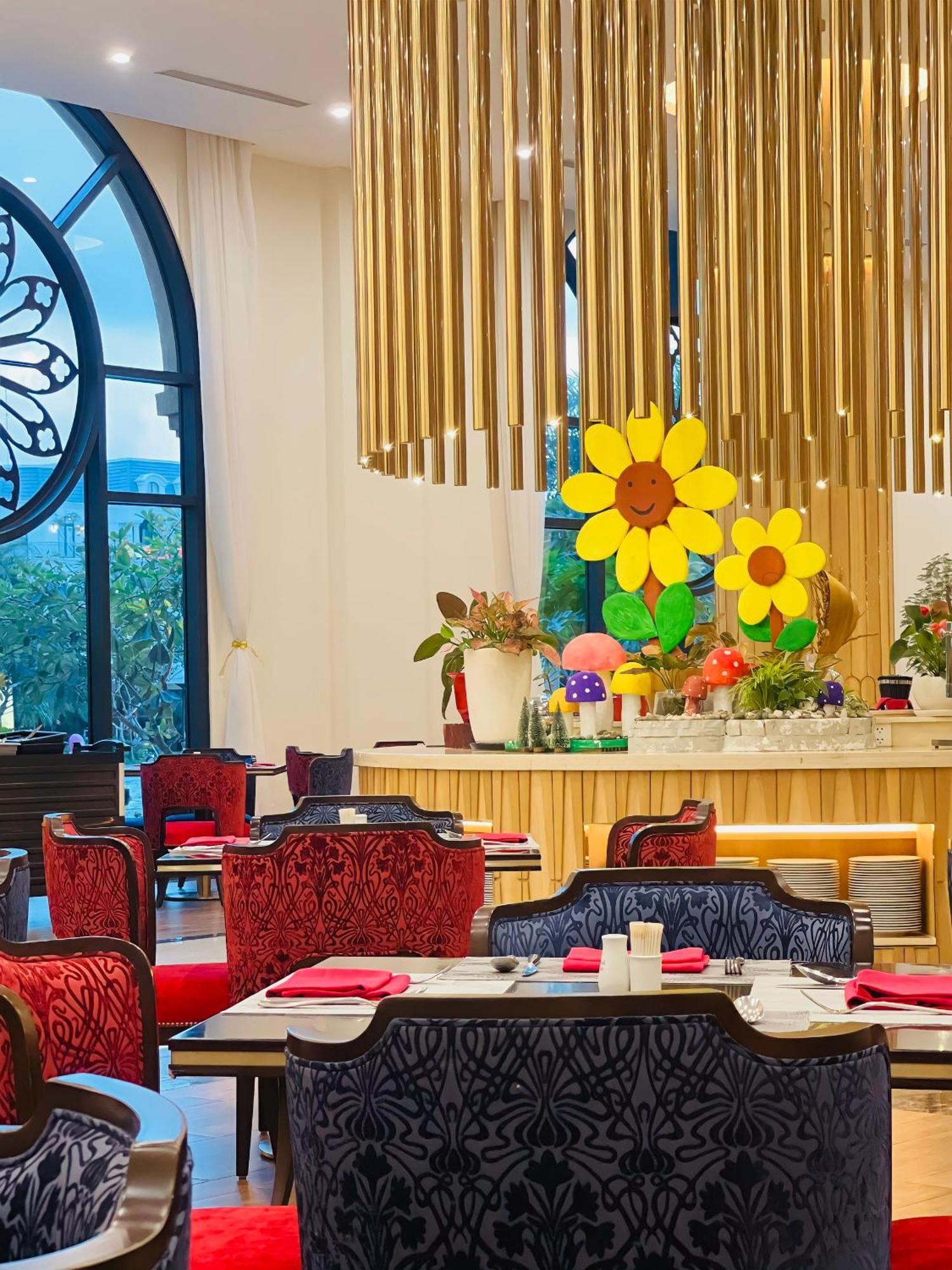 Khách sạn Vinholidays Fiesta